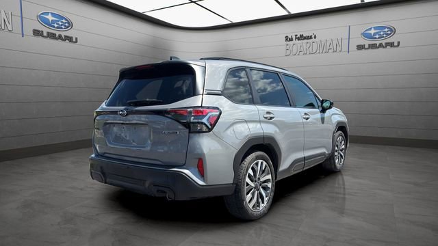 Used 2025 Subaru Forester Touring AWD/4WD image 5