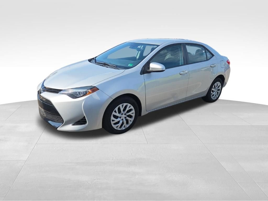 Used 2018 Toyota Corolla LE FWD image 7
