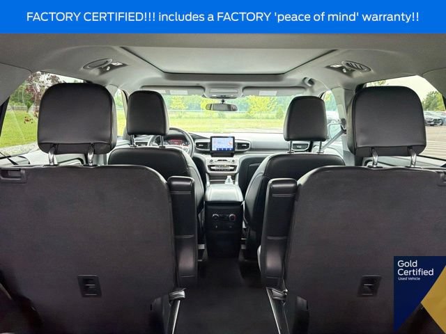 Used 2023 Ford Explorer XLT w/ Equipment Group 202A AWD/4WD image 17