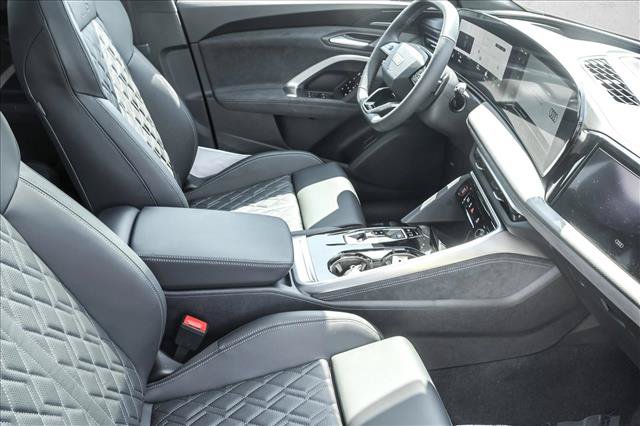 New 2026 Audi SQ5 Premium Plus AWD/4WD image 27