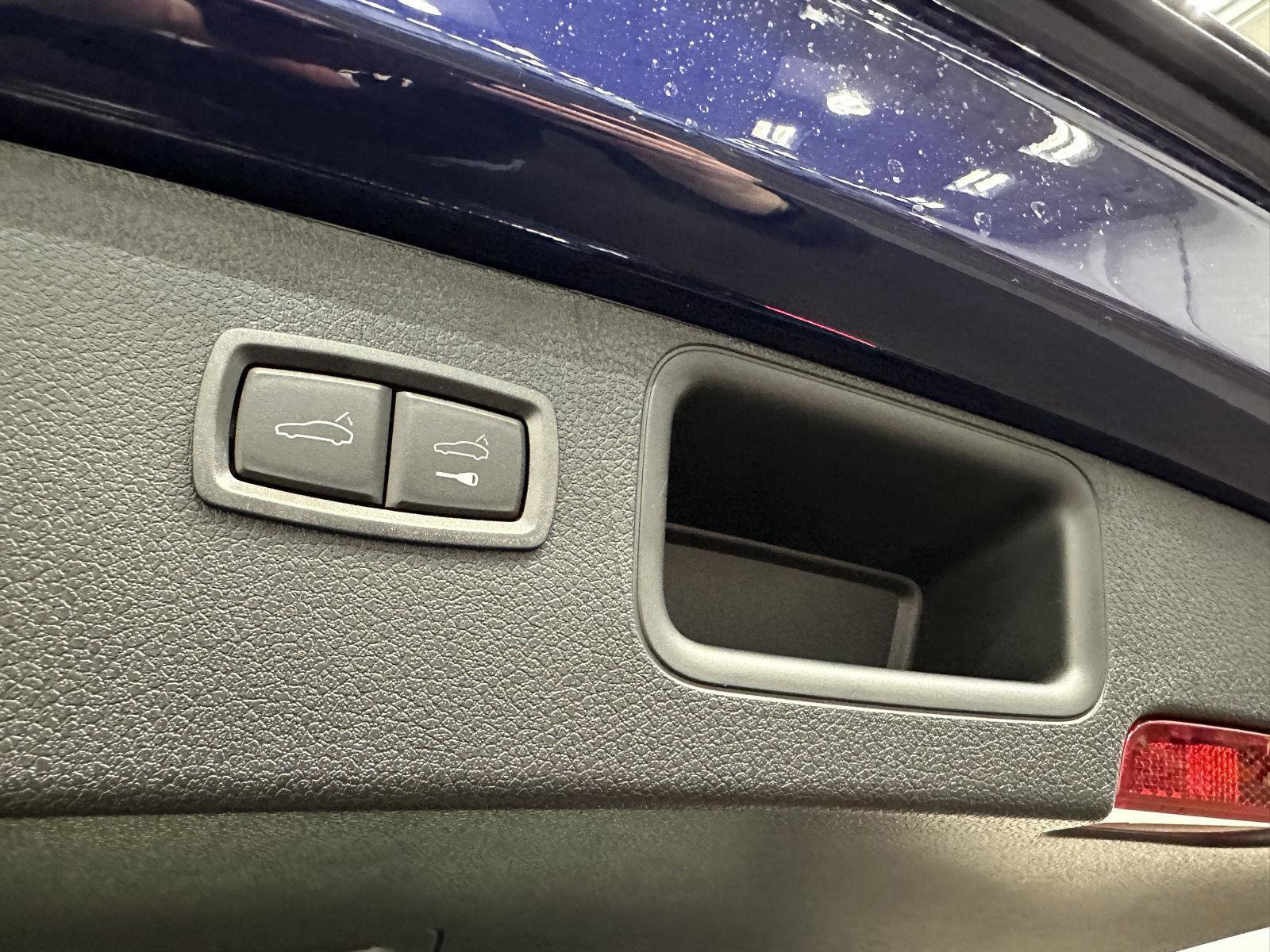 Certified 2026 Porsche Macan Turbo image 36