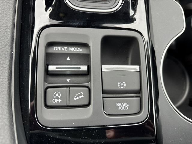 Used 2025 Honda Pilot EX-L image 11