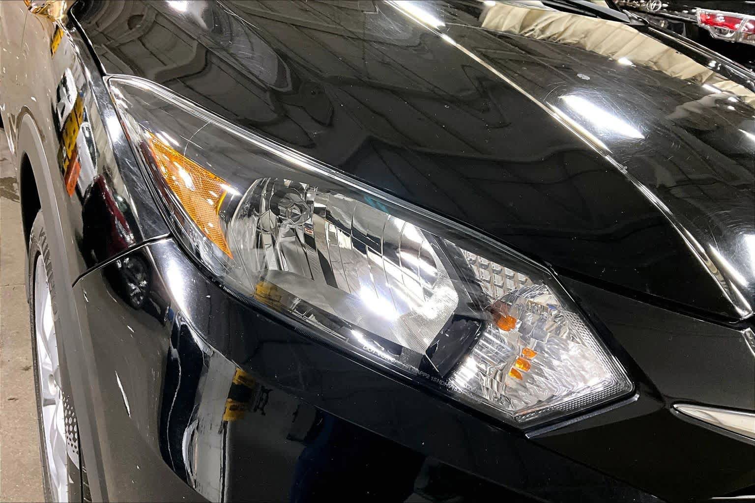 Used 2016 Honda HR-V LX image 28