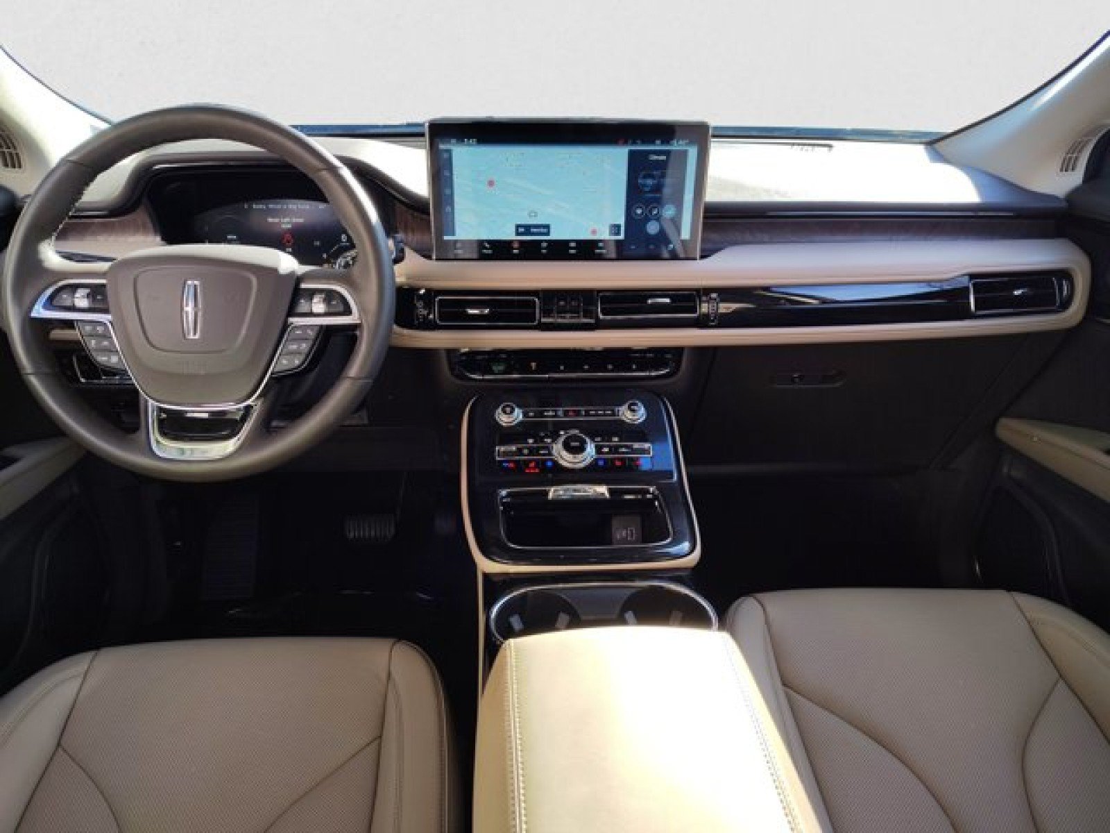 Used 2023 Lincoln Nautilus Reserve w/ Equipment Group 201A AWD/4WD image 14