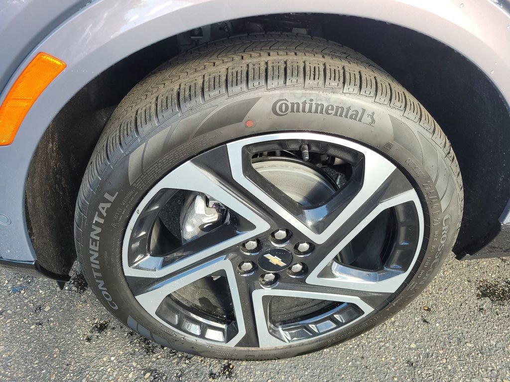 New 2026 Chevrolet Equinox EV LT image 32