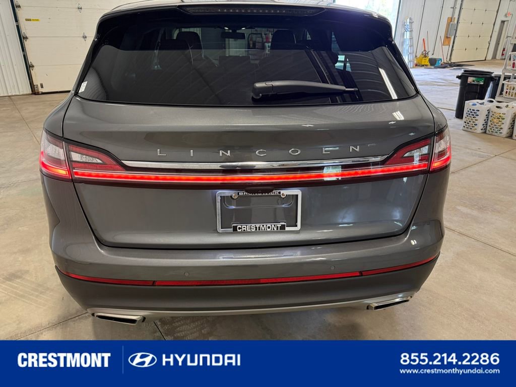 Used 2023 Lincoln Nautilus Reserve AWD/4WD image 19