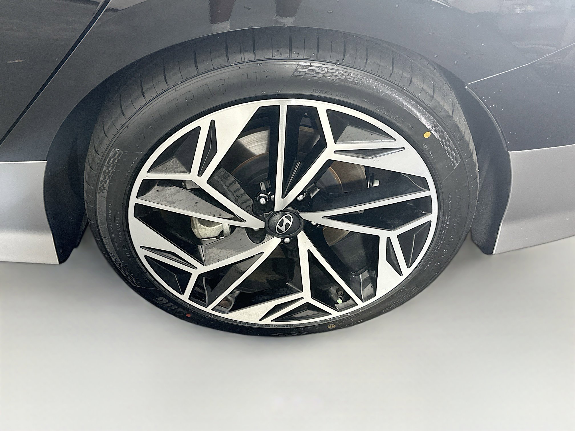 Used 2023 Hyundai Ioniq 6 SEL w/ Cargo Package image 11