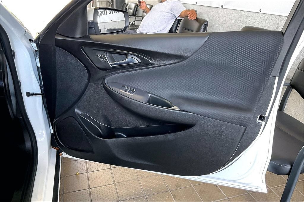 Used 2024 Chevrolet Malibu LT FWD image 21
