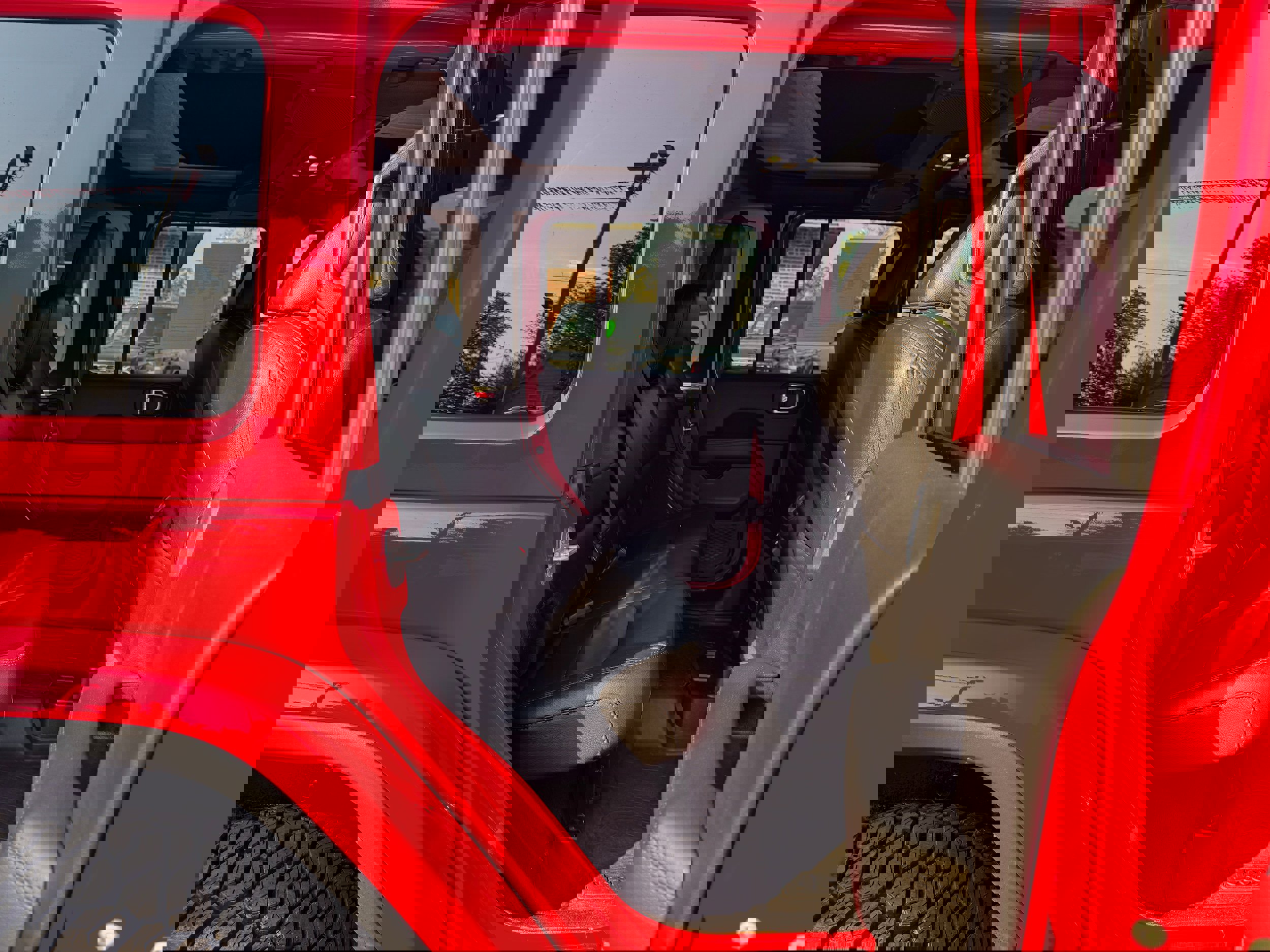 Used 2021 Jeep Wrangler Unlimited Sahara image 15