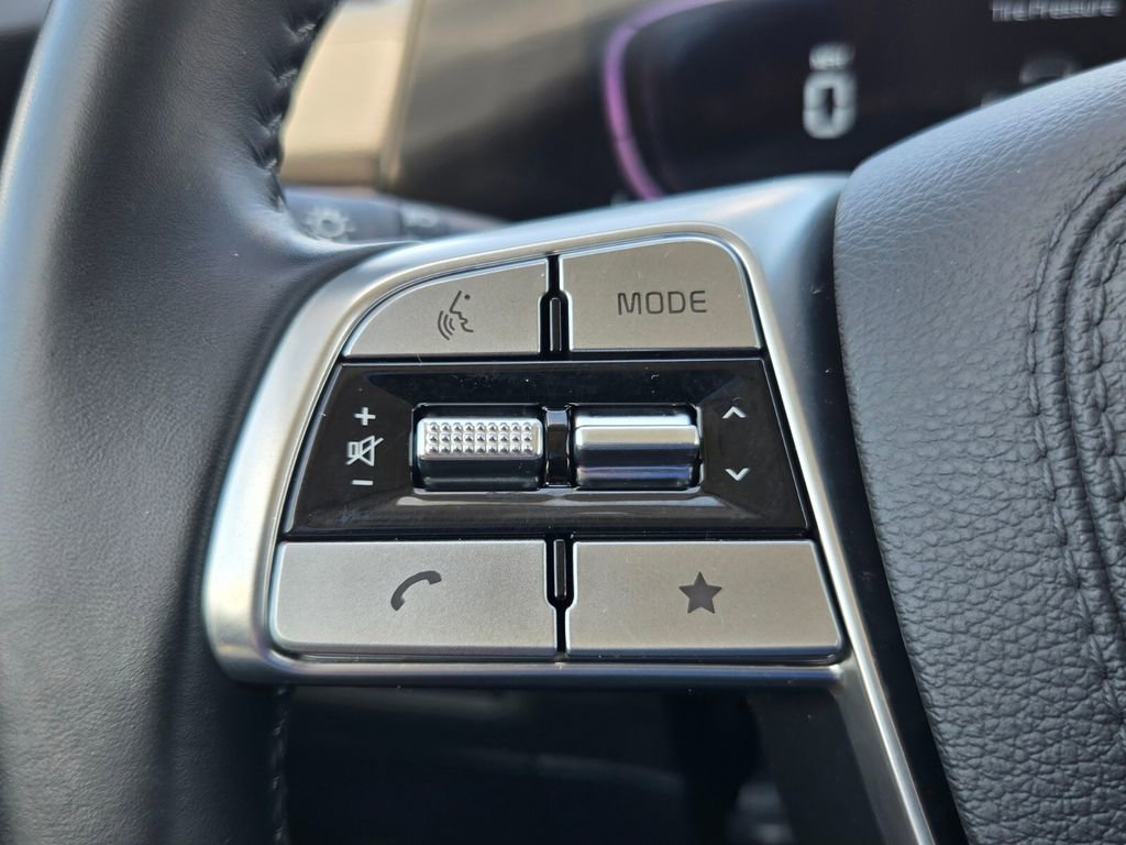 Used 2025 Kia Telluride S FWD image 26