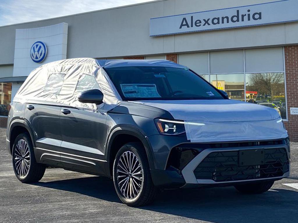 New 2026 Volkswagen Taos SE image 1