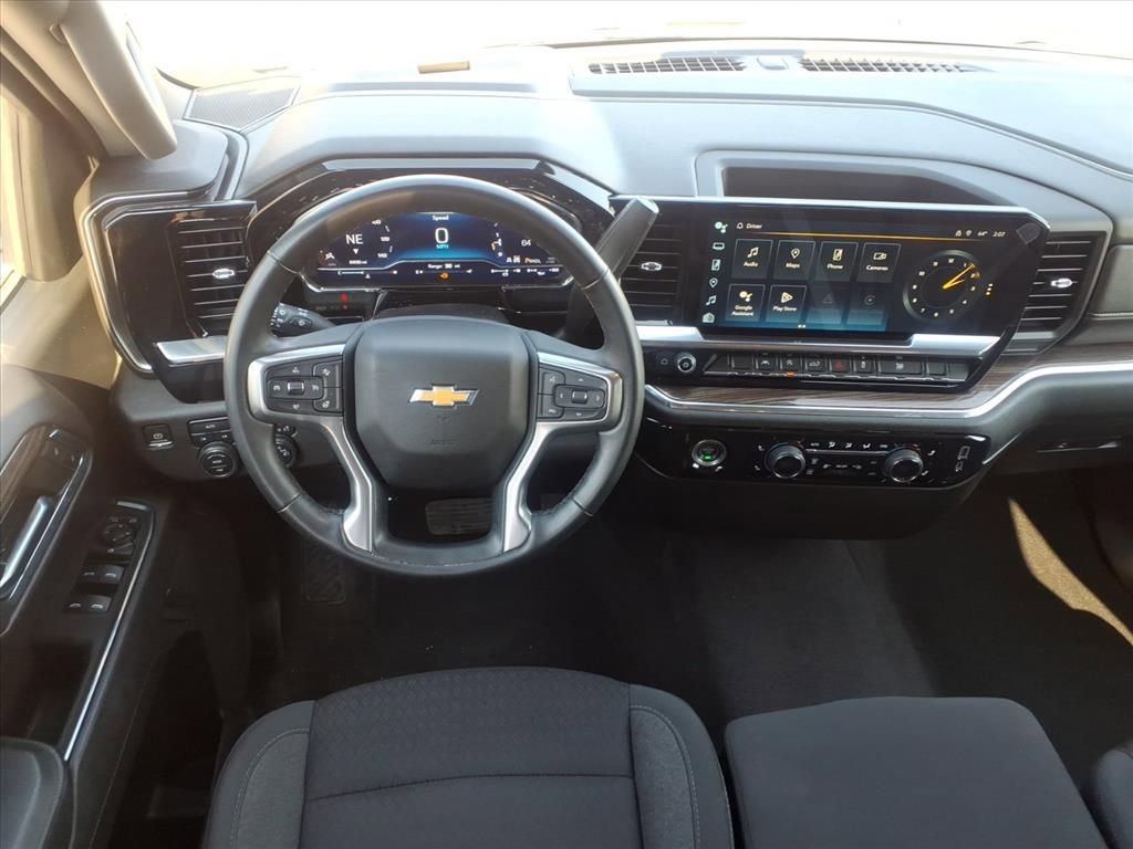 Used 2024 Chevrolet Silverado 1500 LT image 23