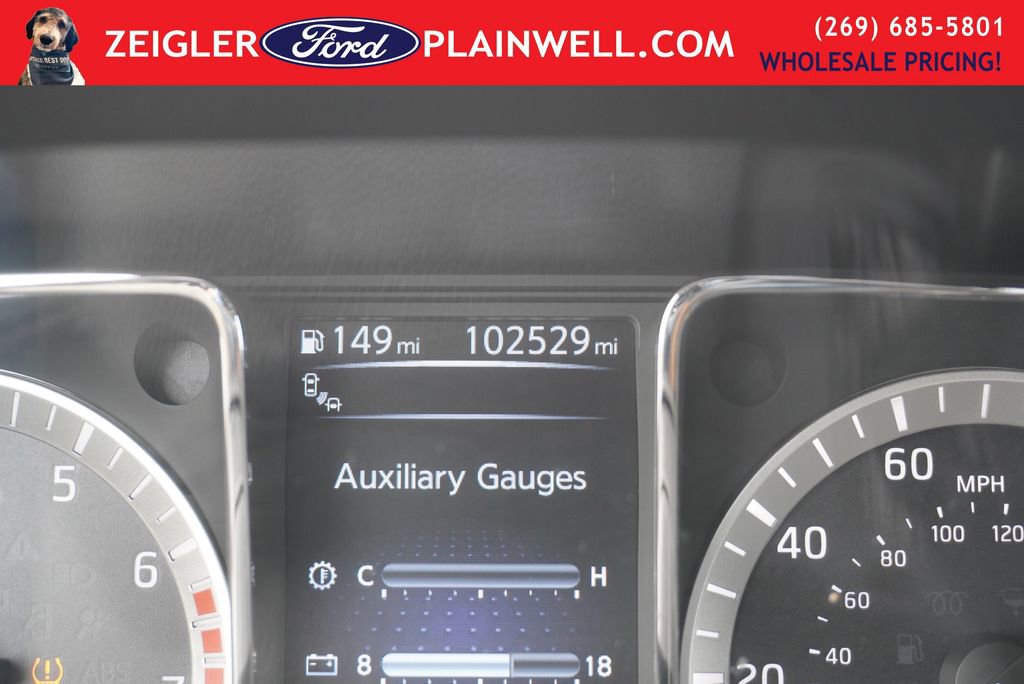 Used 2018 Nissan Titan SL w/ Midnight Edition image 26