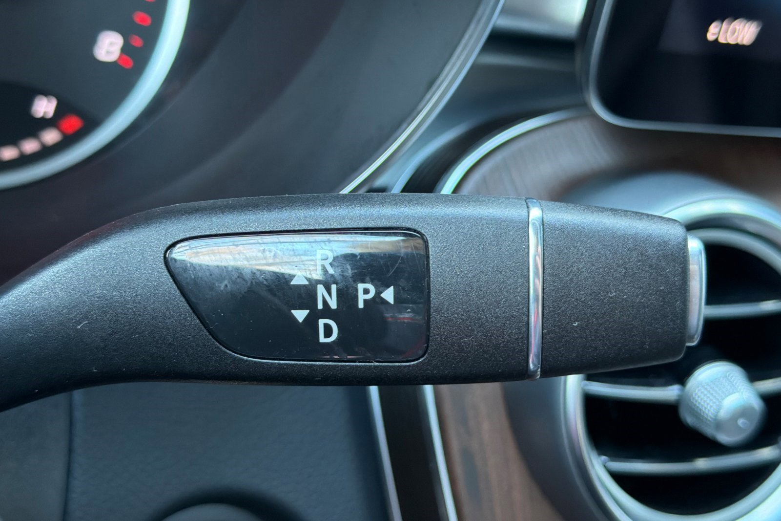 Used 2021 Mercedes-Benz GLC 300 300 image 27