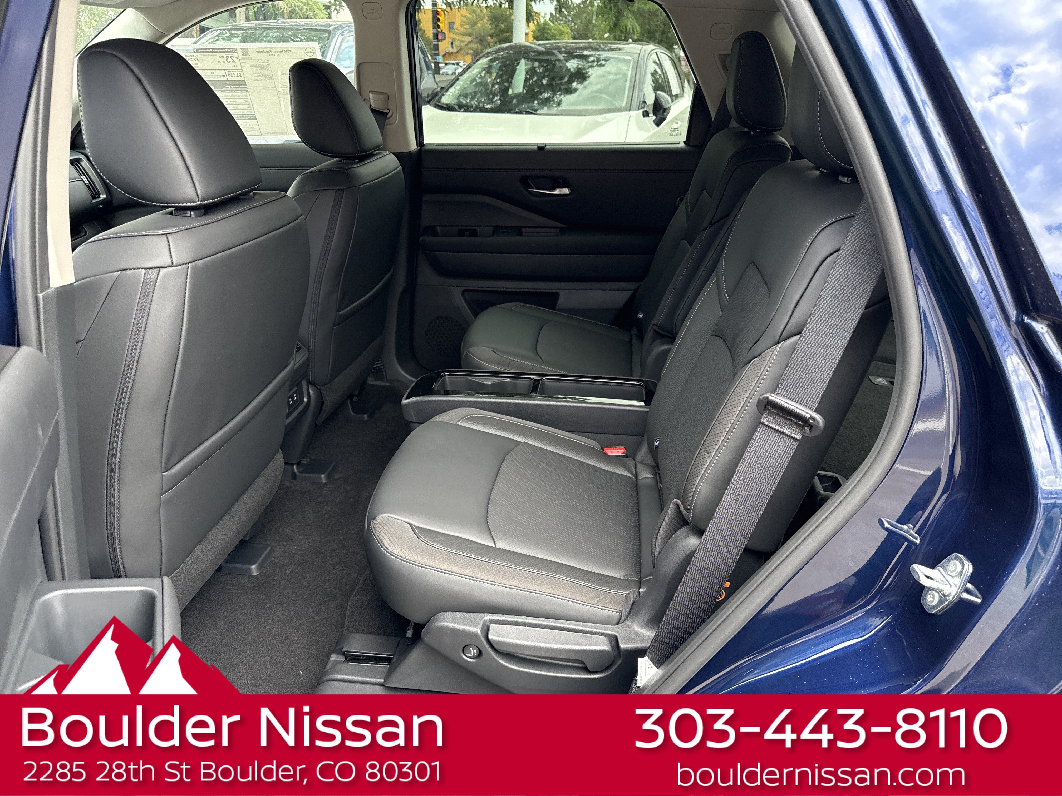 New 2026 Nissan Pathfinder SL w/ SL Premium Package AWD/4WD image 14