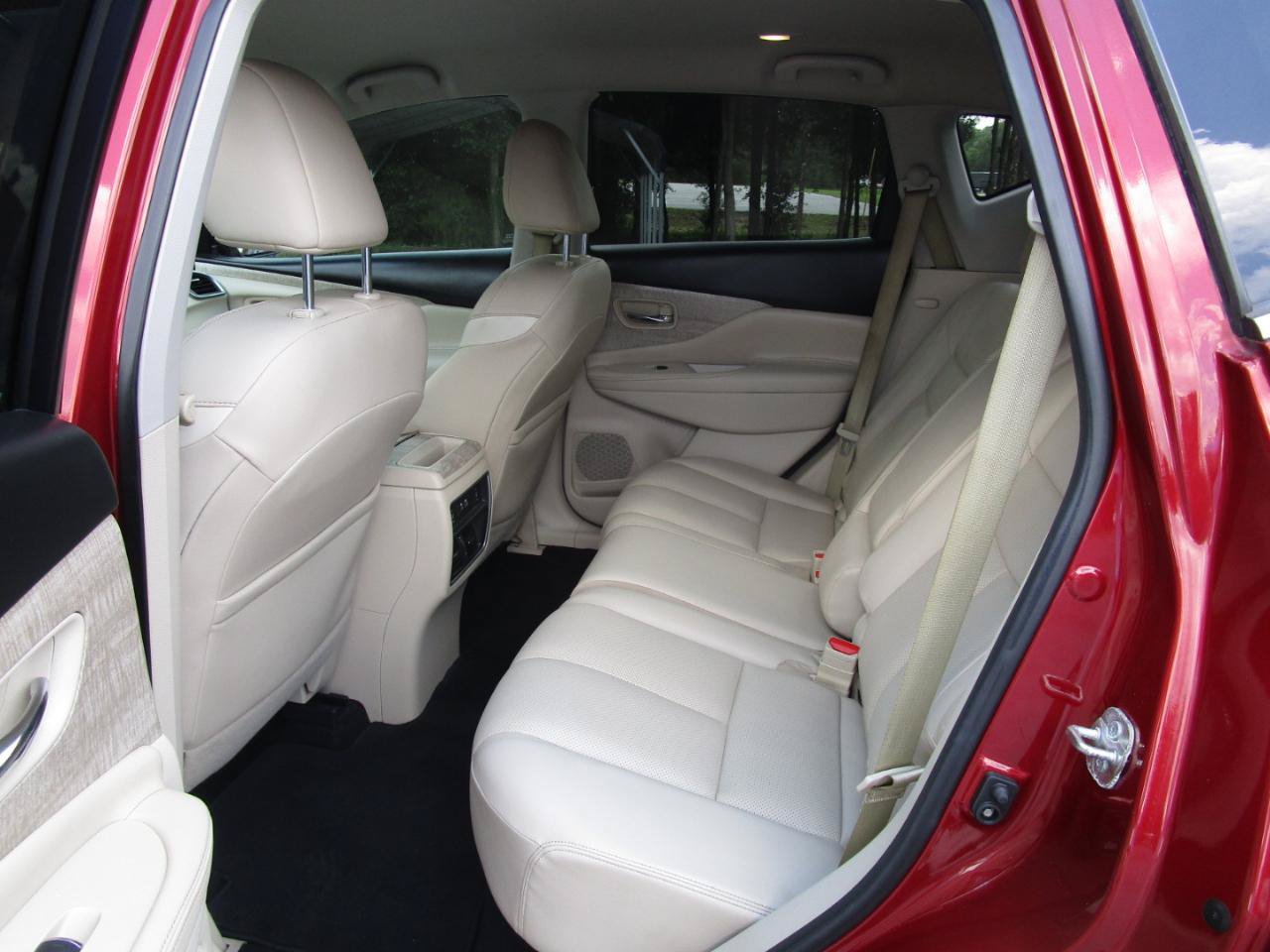 Used 2019 Nissan Murano SL FWD image 22