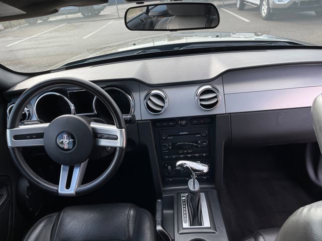 Used 2005 Ford Mustang GT Premium RWD image 28