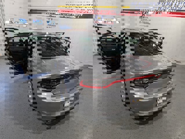 Used 2016 Dodge Charger SE w/ Popular Equipment Group image 13