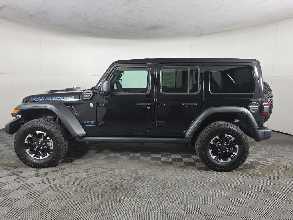 Certified 2025 Jeep Wrangler Unlimited Rubicon 4xe w/ Convenience Group AWD/4WD image 9
