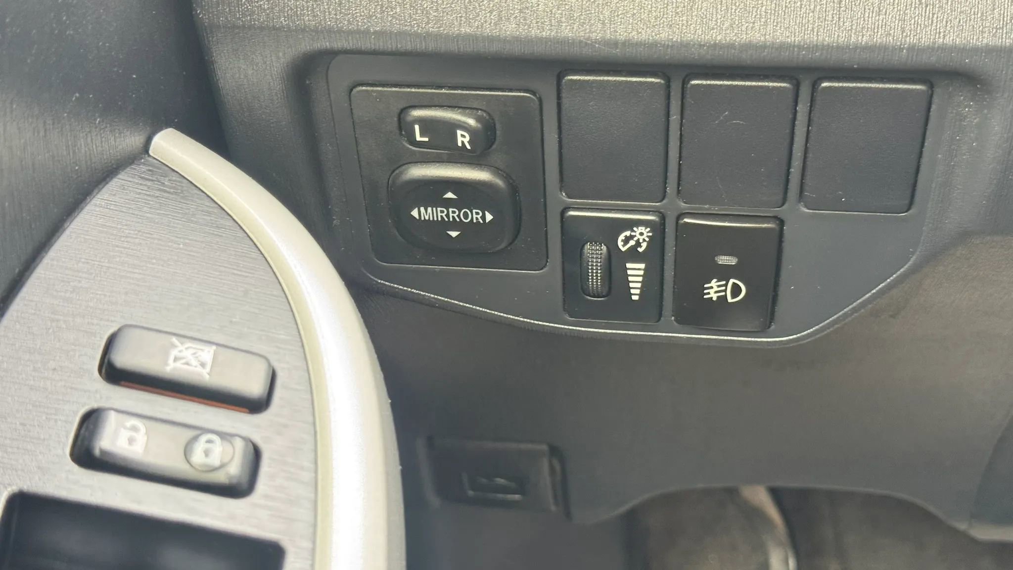 Used 2014 Toyota Prius Three FWD image 20