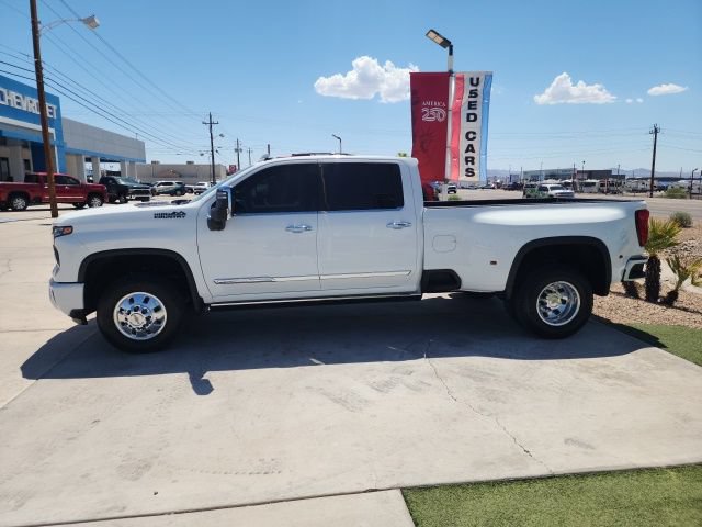 New 2026 Chevrolet Silverado 3500 High Country w/ Technology Package AWD/4WD image 7