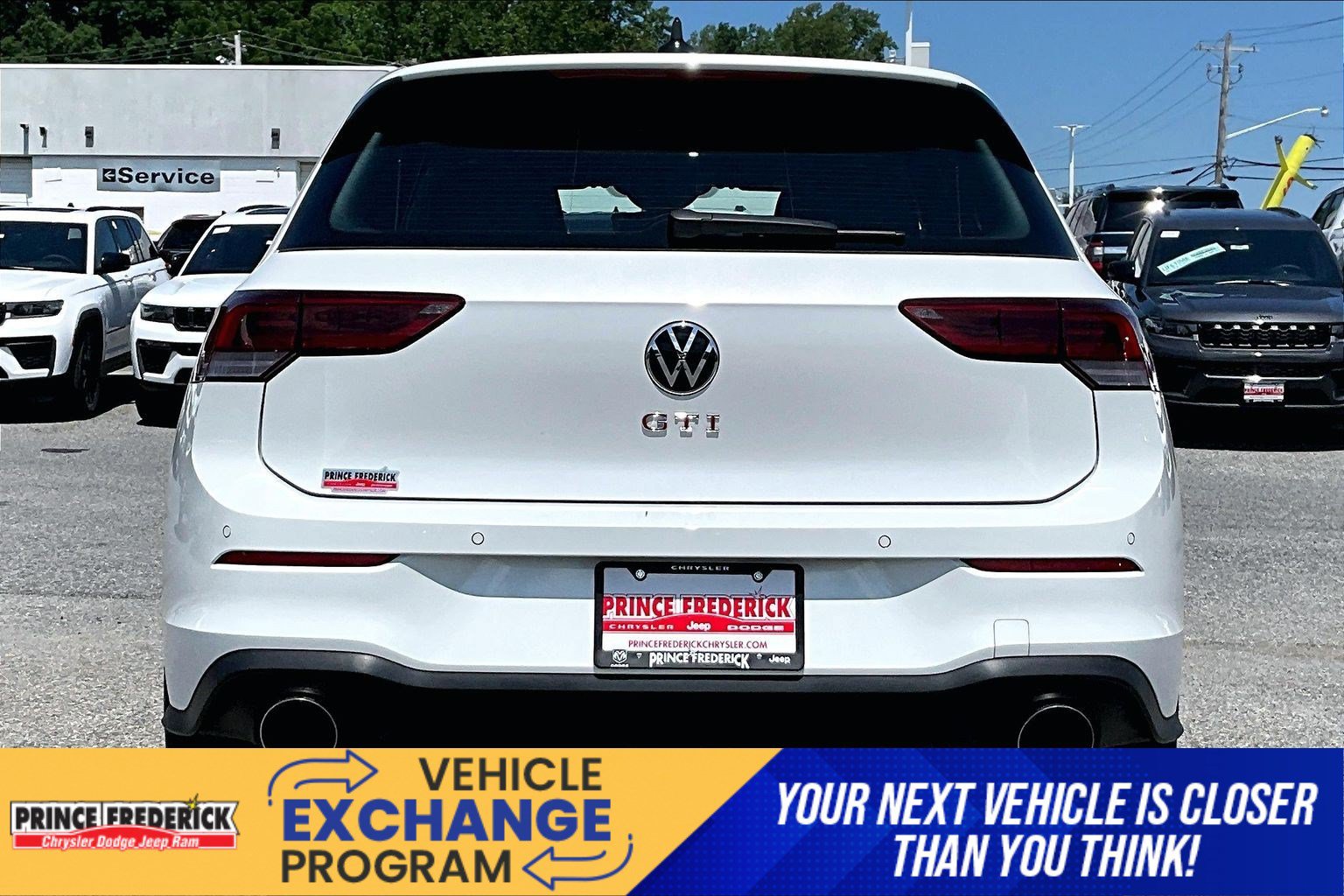 Used 2024 Volkswagen GTI SE FWD image 4