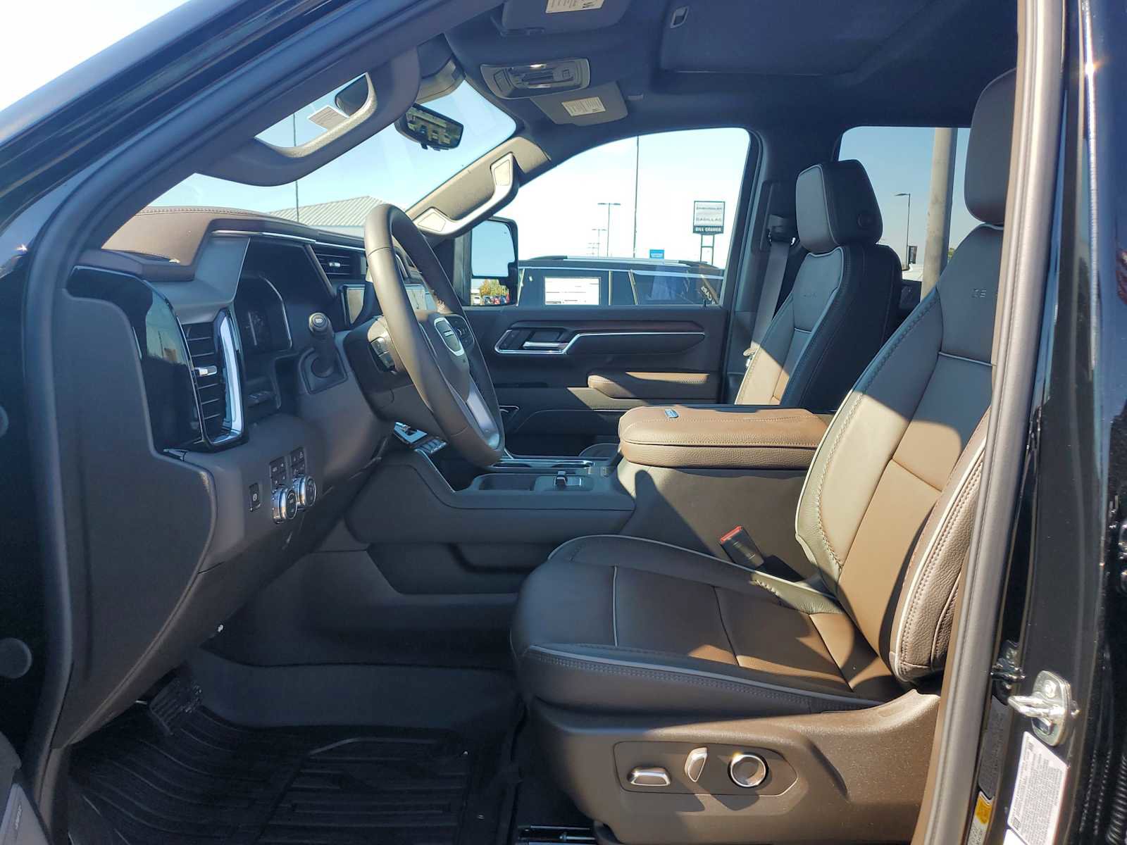 New 2026 GMC Sierra 3500 Denali w/ Technology Package image 14