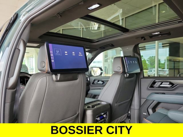 New 2026 GMC Yukon AT4 w/ AT4 Premium Plus Package AWD/4WD image 10