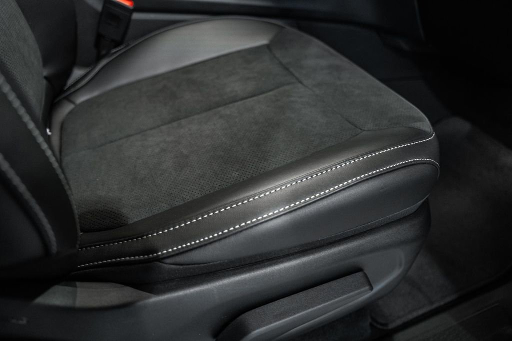 New 2025 Jeep Grand Cherokee L Altitude image 33