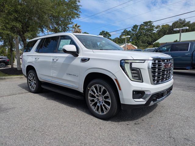 New 2026 GMC Yukon Denali w/ LPO, Floor Liner Package RWD image 3