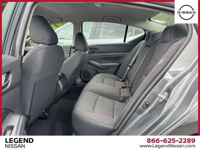 Used 2024 Nissan Altima 2.5 SV AWD/4WD image 12