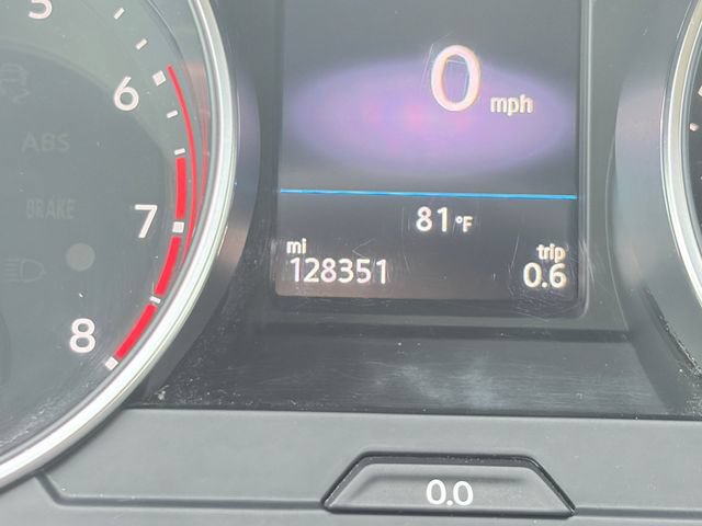 Used 2018 Volkswagen Tiguan S w/ 3rd Row Seat Package AWD/4WD image 11
