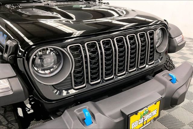 Used 2025 Jeep Wrangler Unlimited Rubicon 4xe w/ Safety Group image 31