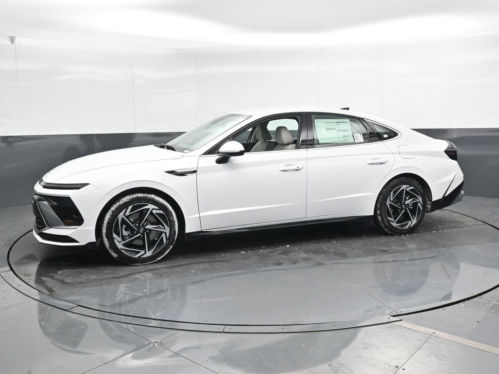 New 2026 Hyundai Sonata SEL FWD image 7