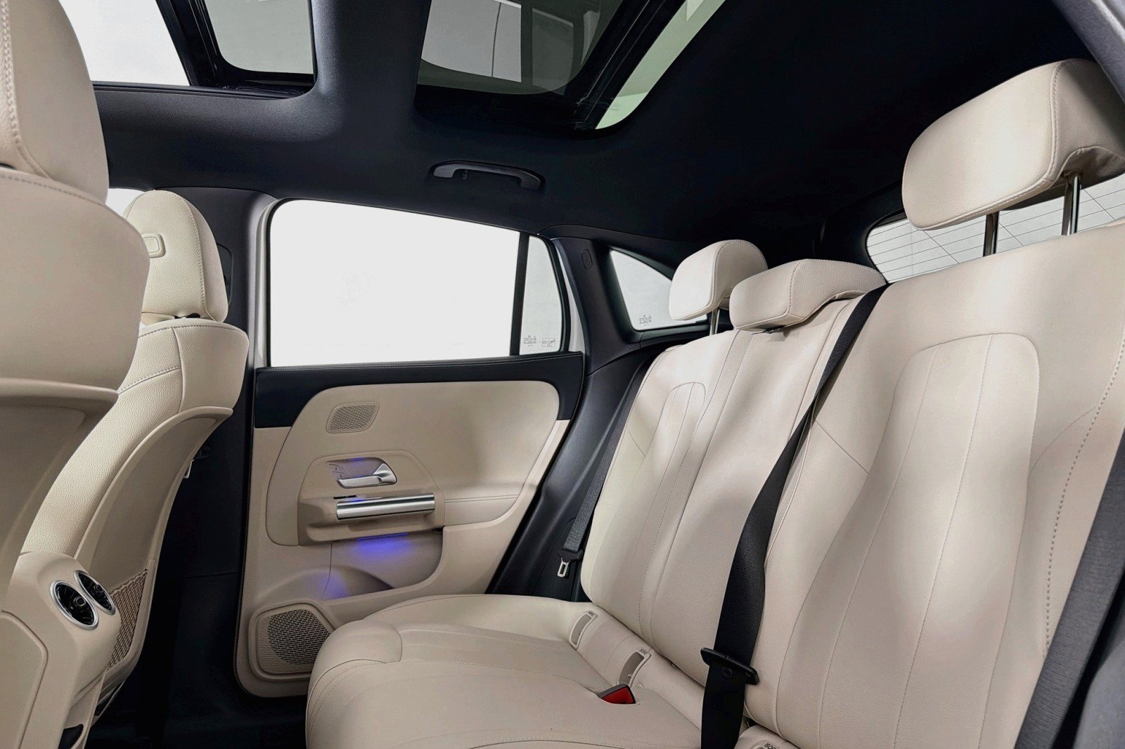 New 2026 Mercedes-Benz GLA 250 image 7