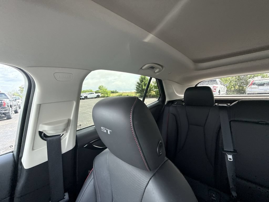 Certified 2023 Buick Envision Essence w/ Sport Touring Package AWD/4WD image 10