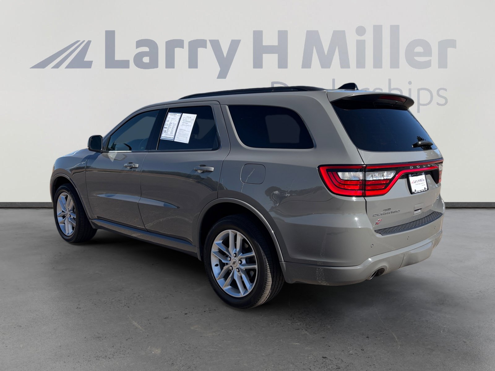 Used 2024 Dodge Durango GT AWD/4WD image 4