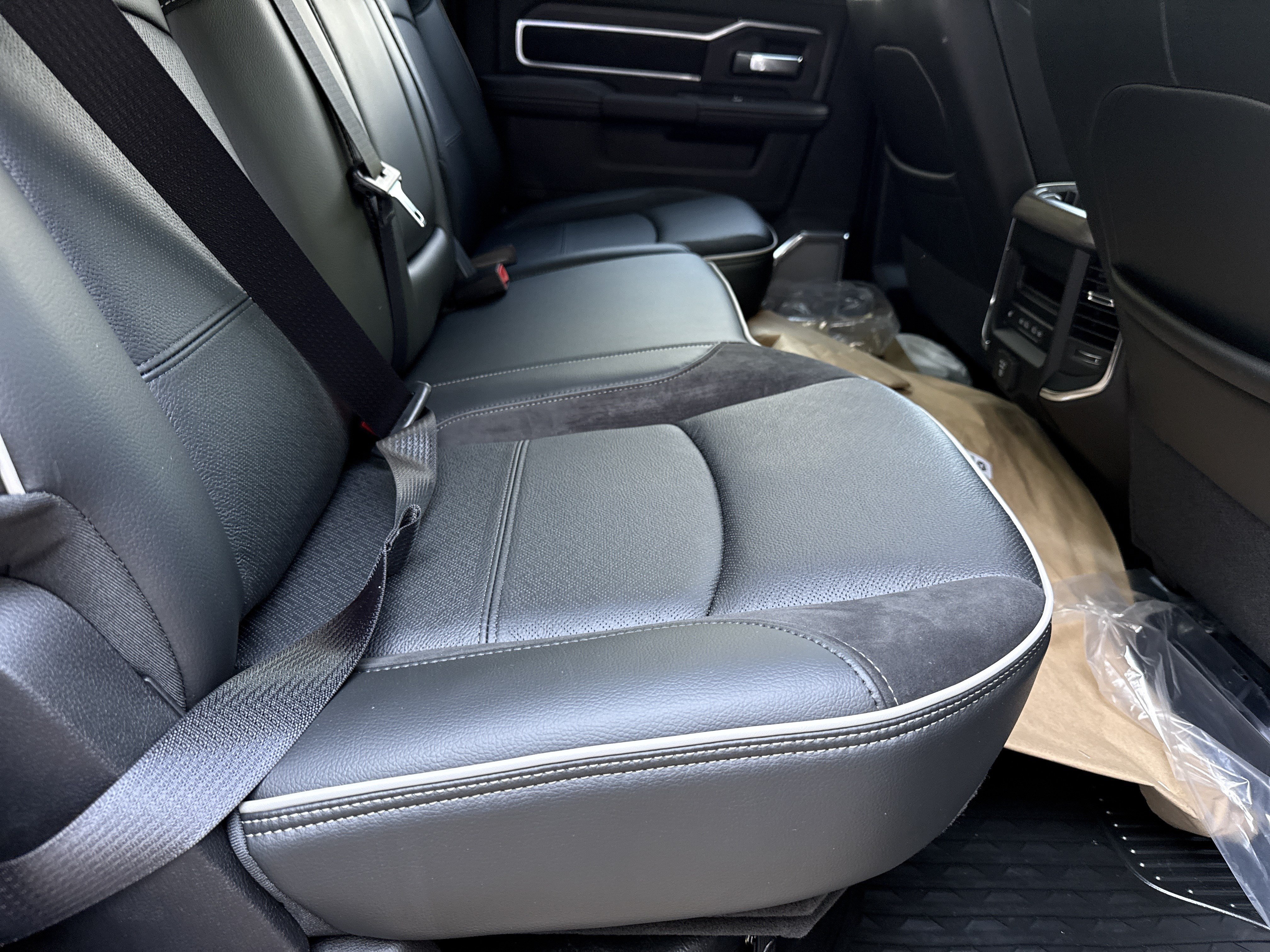 New 2026 RAM 3500 Big Horn w/ Laramie Trim Package AWD/4WD image 18