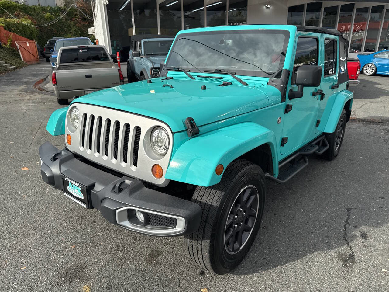 Used 2017 Jeep Wrangler Unlimited Sahara