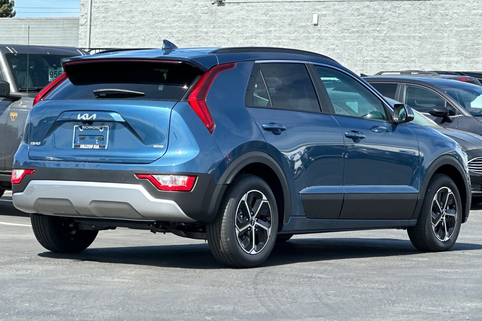 New 2026 Kia Niro EX FWD image 4