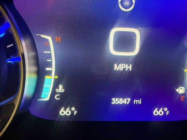Certified 2021 Chrysler Pacifica Limited AWD/4WD image 33