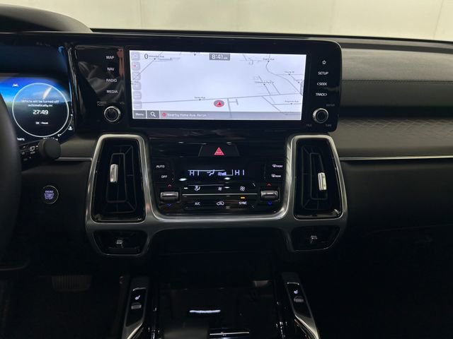 Used 2023 Kia Sorento SX image 22