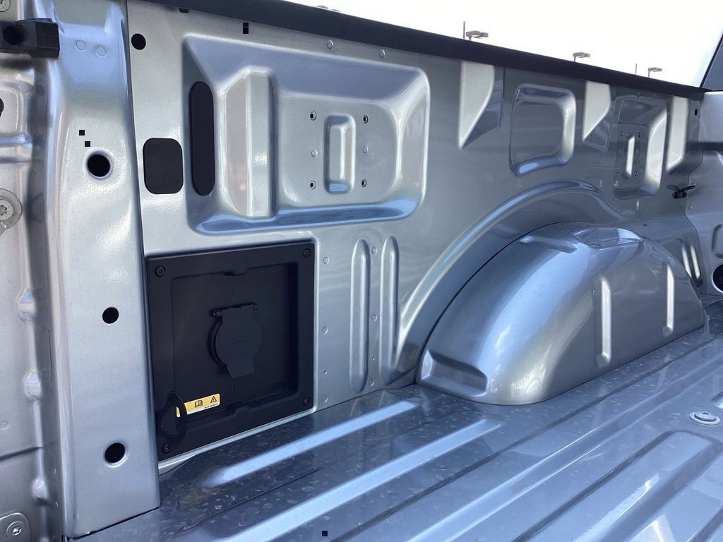 New 2025 Ford F150 Lariat w/ Equipment Group 501A Mid image 10