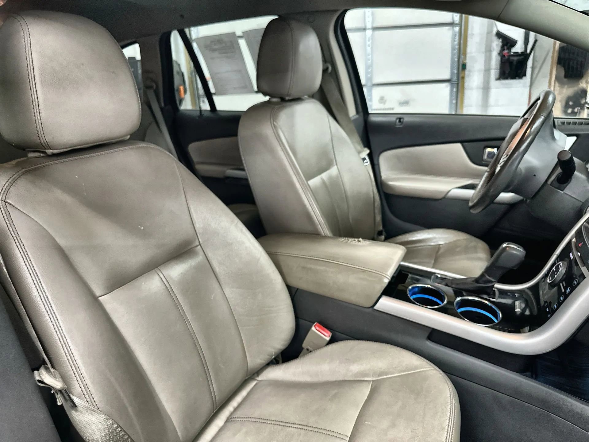 Used 2013 Ford Edge Limited FWD image 29