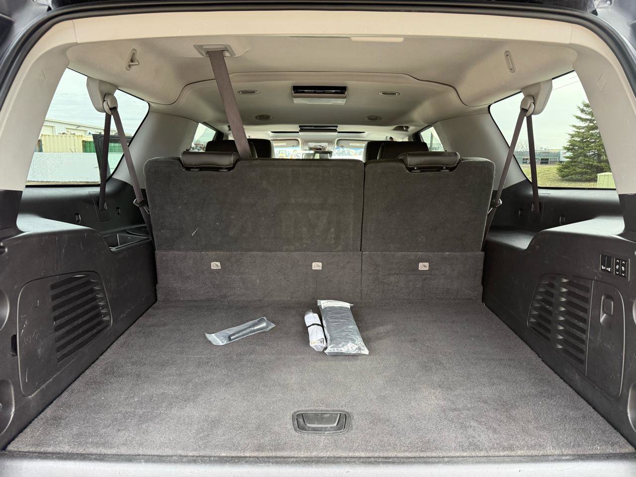 Used 2016 Chevrolet Suburban LT AWD/4WD image 28