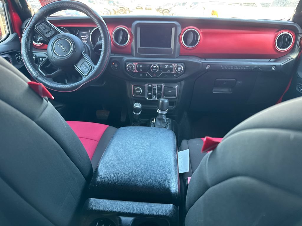 Used 2018 Jeep Wrangler Unlimited Sport S AWD/4WD image 6