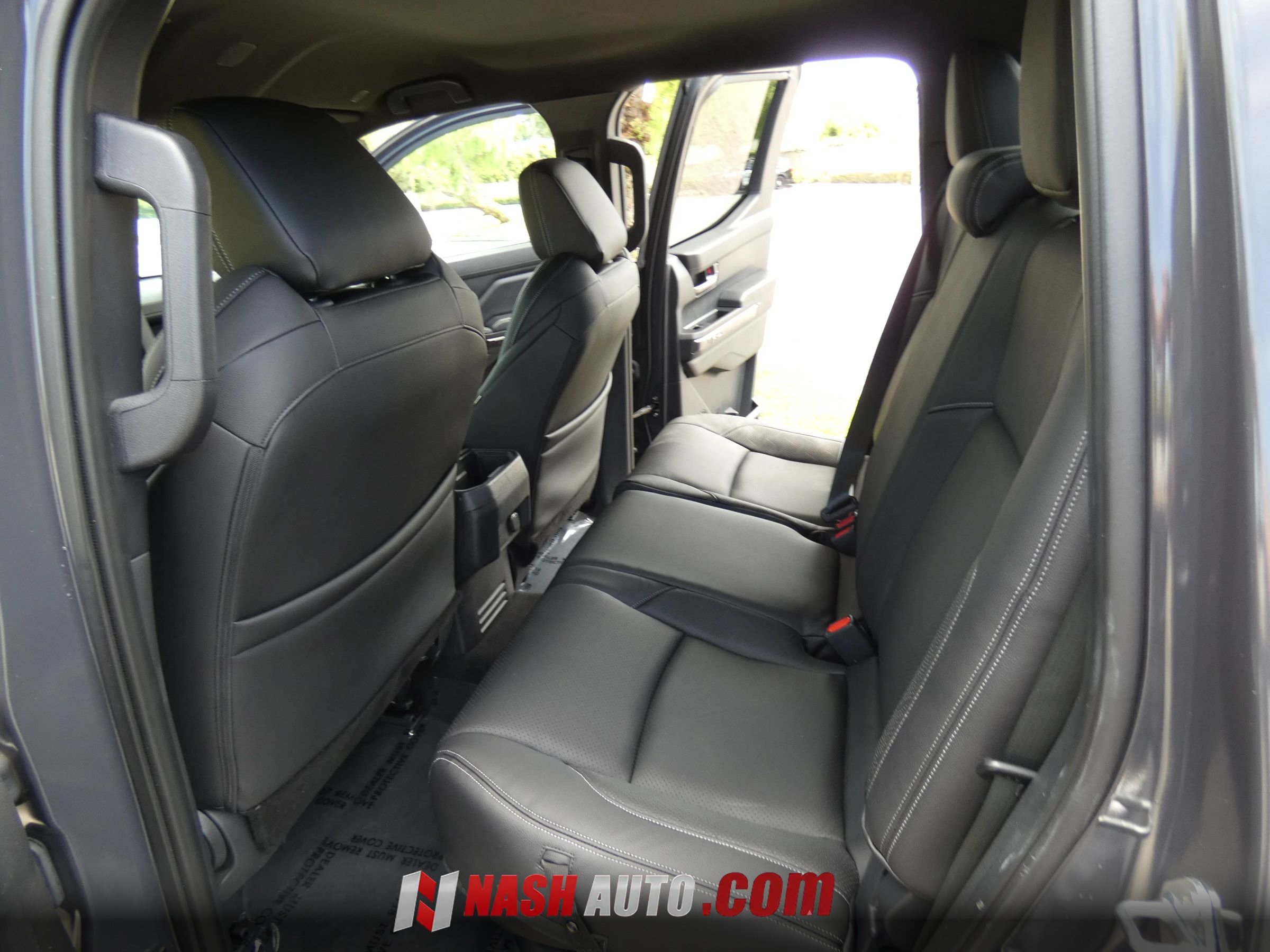Used 2025 Toyota Tacoma TRD Sport AWD/4WD image 50