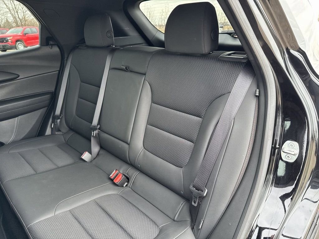 Certified 2023 Chevrolet TrailBlazer RS w/ Convenience Package AWD/4WD image 19