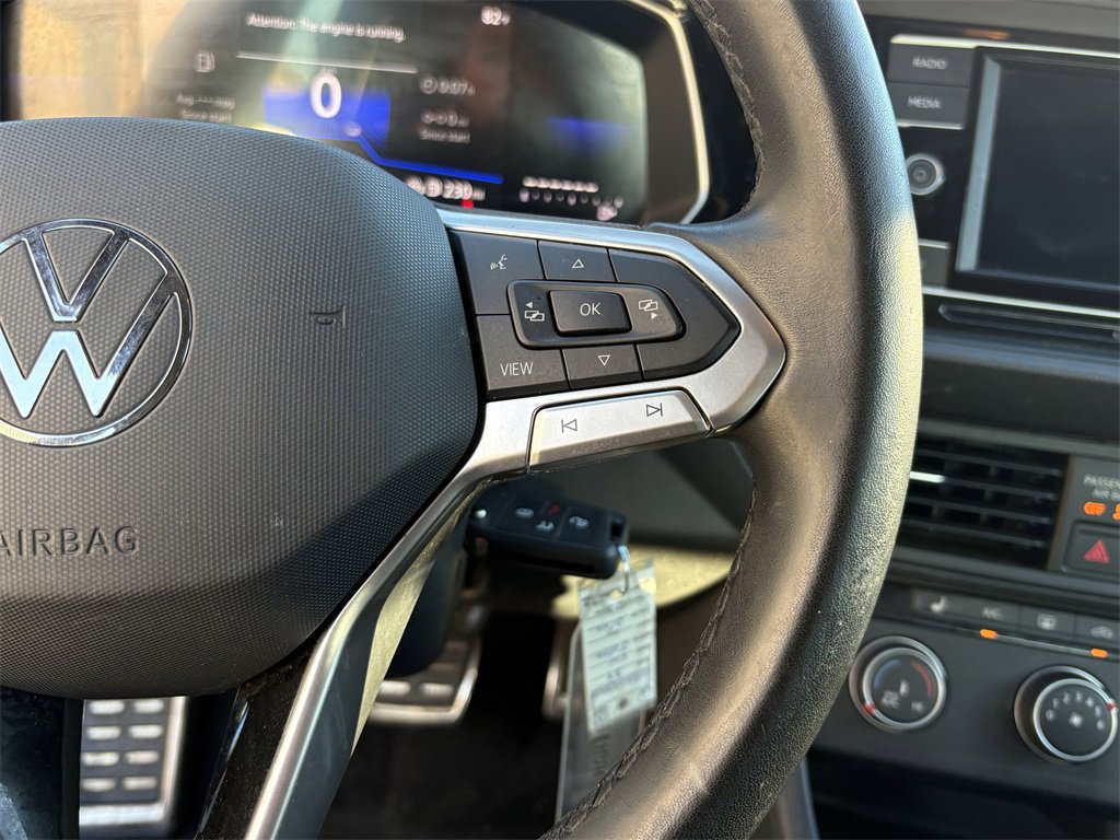 Used 2024 Volkswagen Jetta Sport image 17