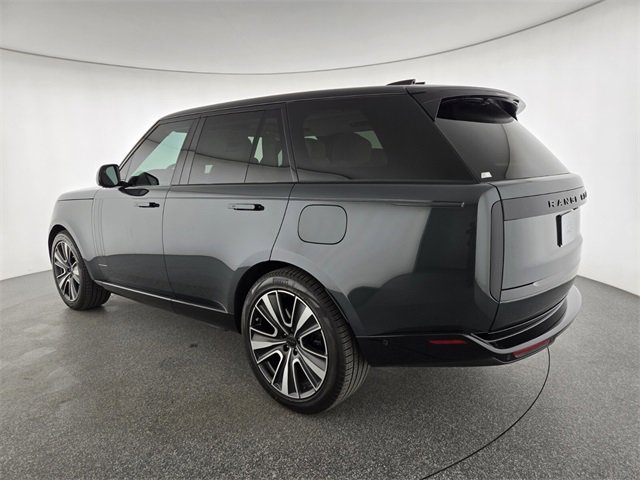 New 2026 Land Rover Range Rover SE image 16